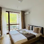 アパート Astoria Ii 24 One Bedroom