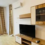Astoria Ii 24 One Bedroom * エレニテ
