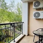 Astoria Ii 24 One Bedroom エレニテ
