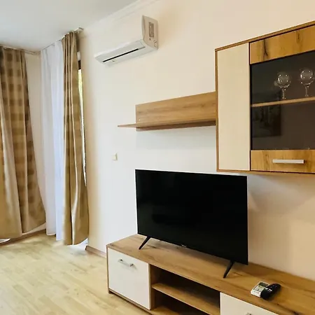 Astoria Ii 24 One Bedroom * Elenite