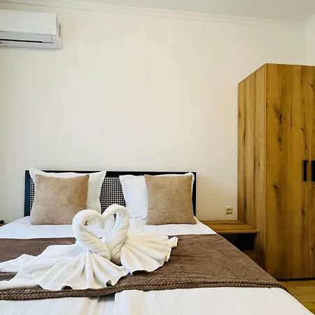 Astoria Ii 24 One Bedroom * Elenite