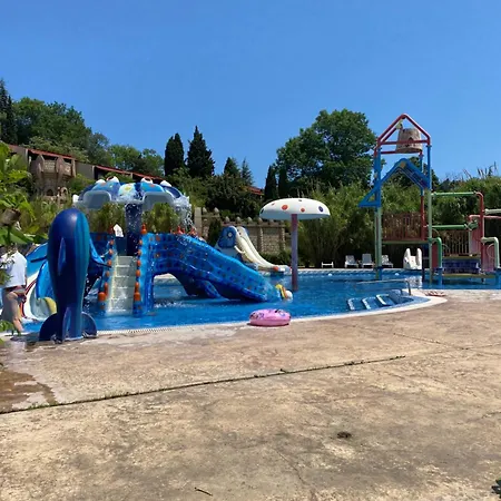 Apartment Astoria Ii 24 One Bedroom Elenite