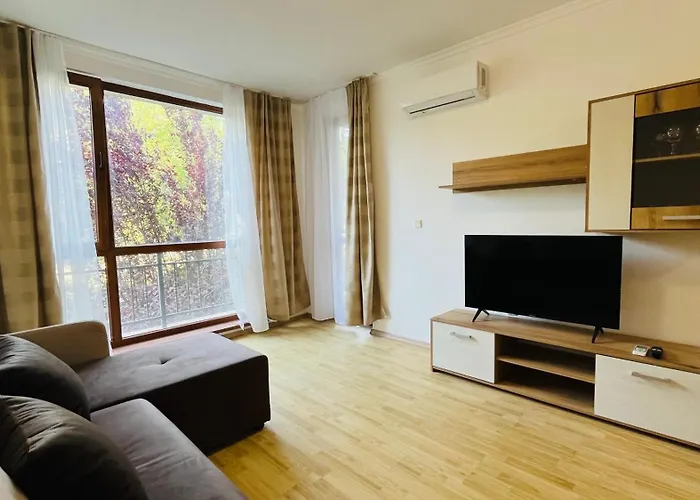 Astoria Ii 24 One Bedroom *