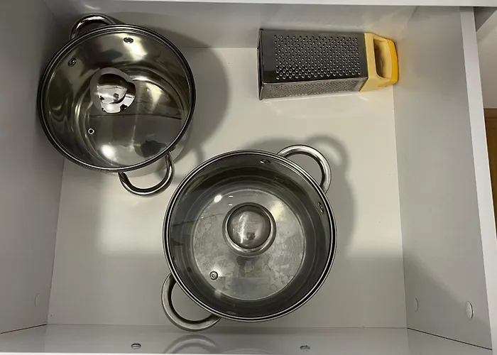 Astoria Ii 24 One Bedroom *