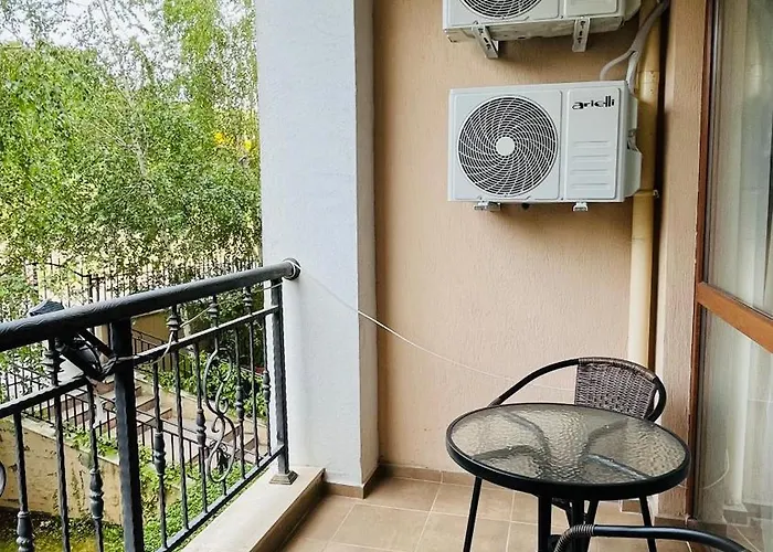 Astoria Ii 24 One Bedroom * Elenite