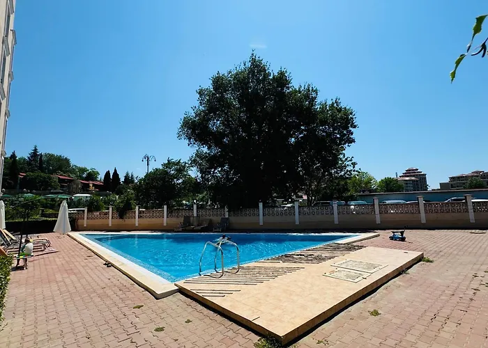 Astoria Ii 24 One Bedroom Apartment Elenite